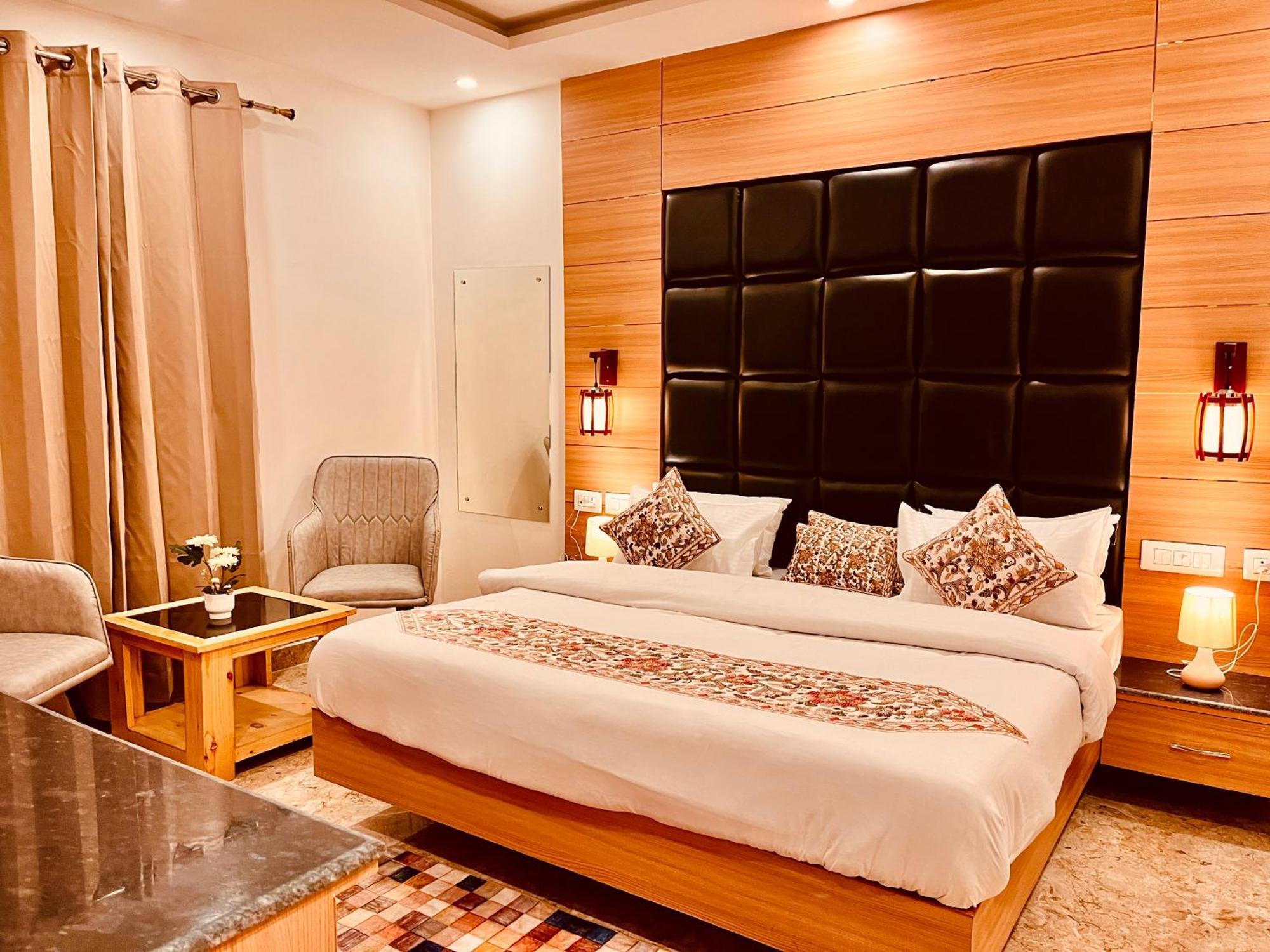 Hotel Hill View, Mussoorie - Near Jw Marriott Mussoorie, M 77377-32479 Exterior photo